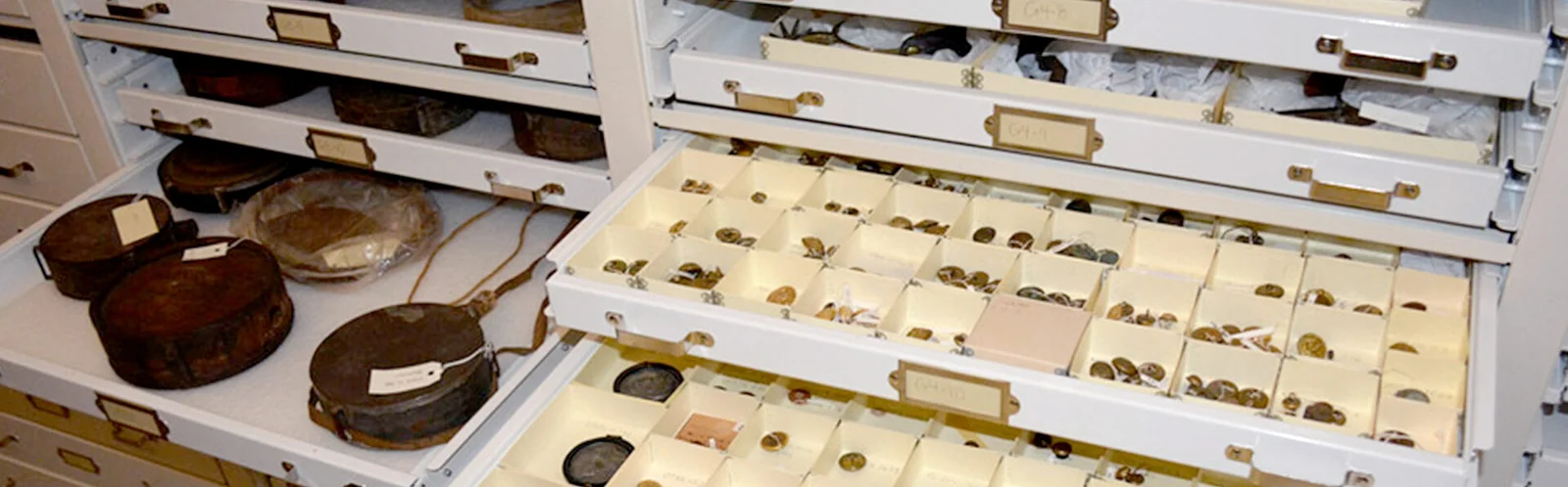 Nantucket Drawers & Trays