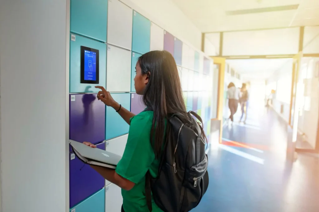 Smart Lockers in Schools