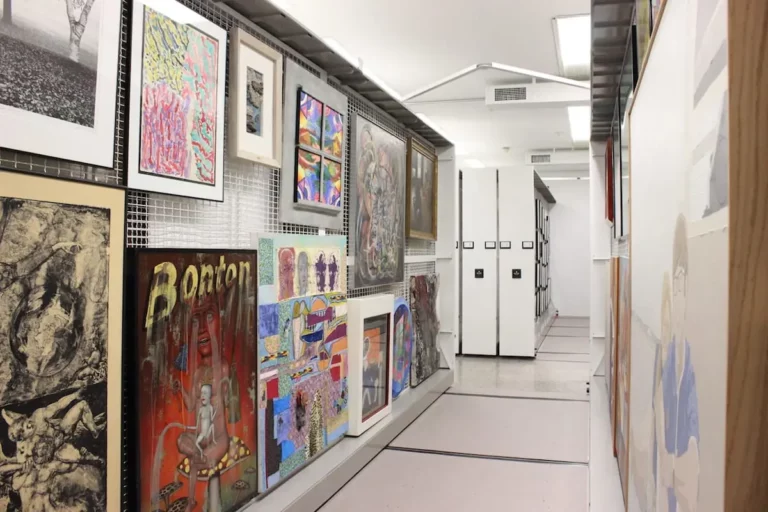 Art Racks