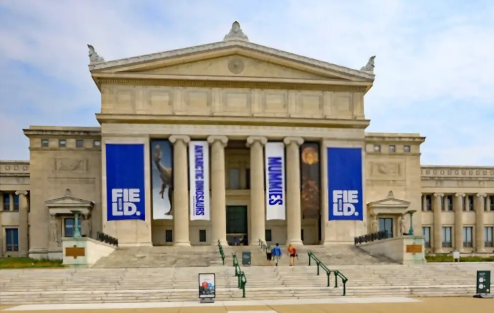CHICAGO FIELD MUSEUM
