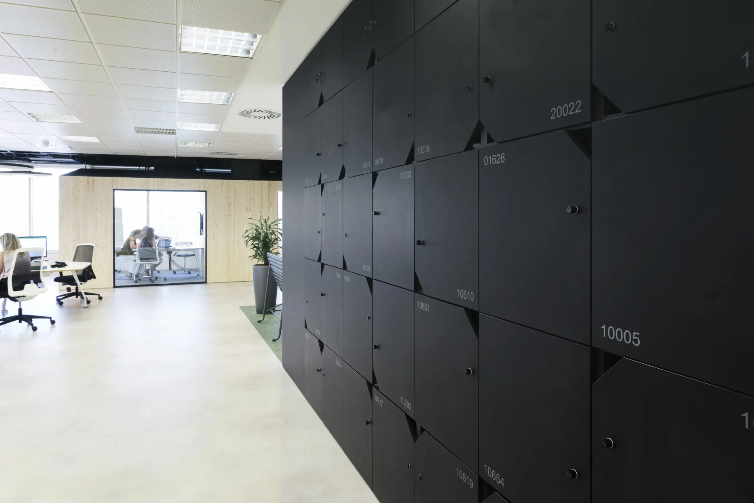 Smart Lockers