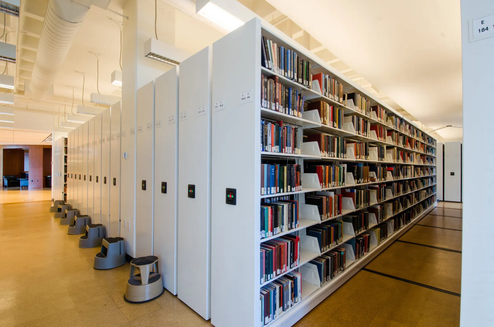 Mobile Shelving Transforms Educational Spaces