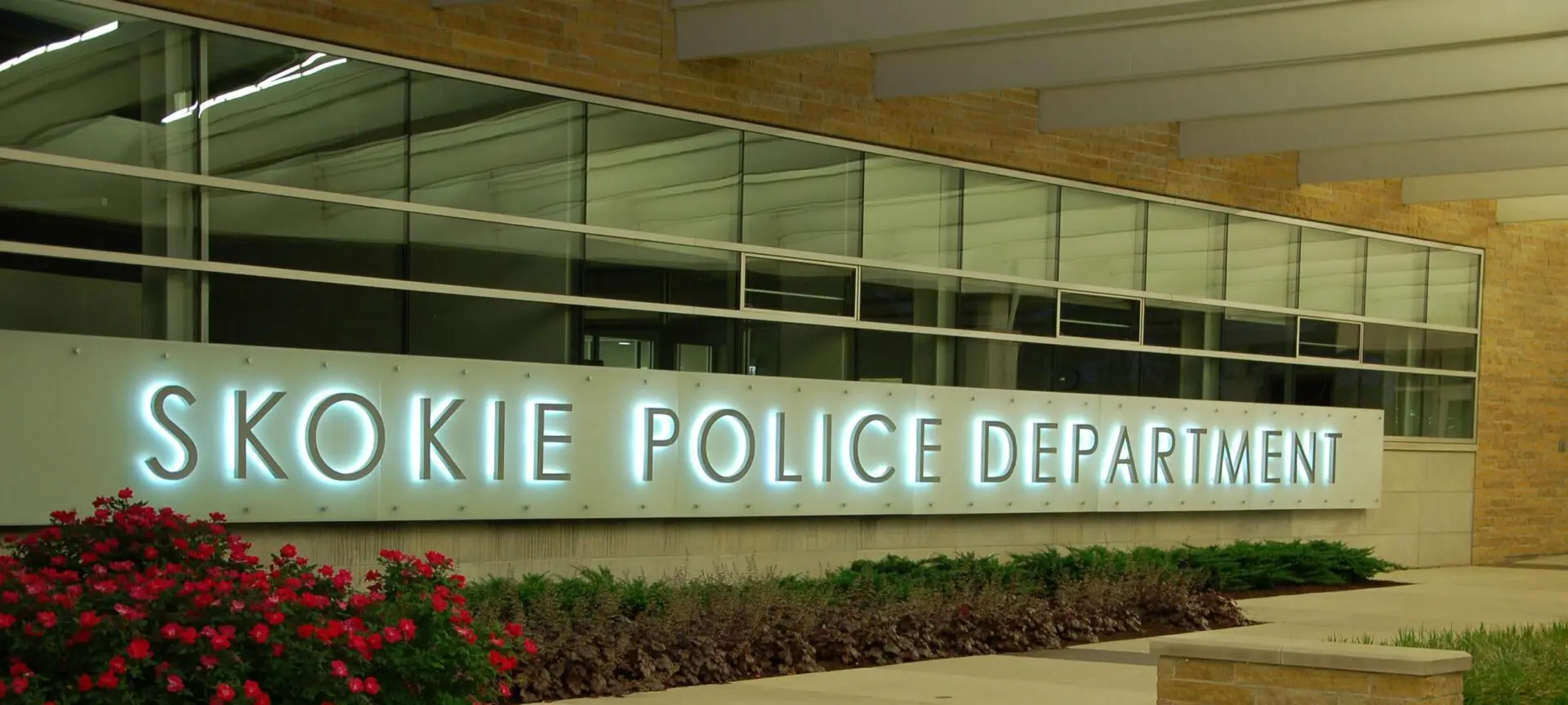 SKOKIE POLICE DEPARTMENT