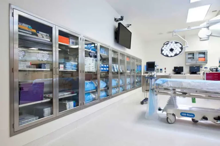 Optimized Metal Shelving Keeps Active Stock Up Front