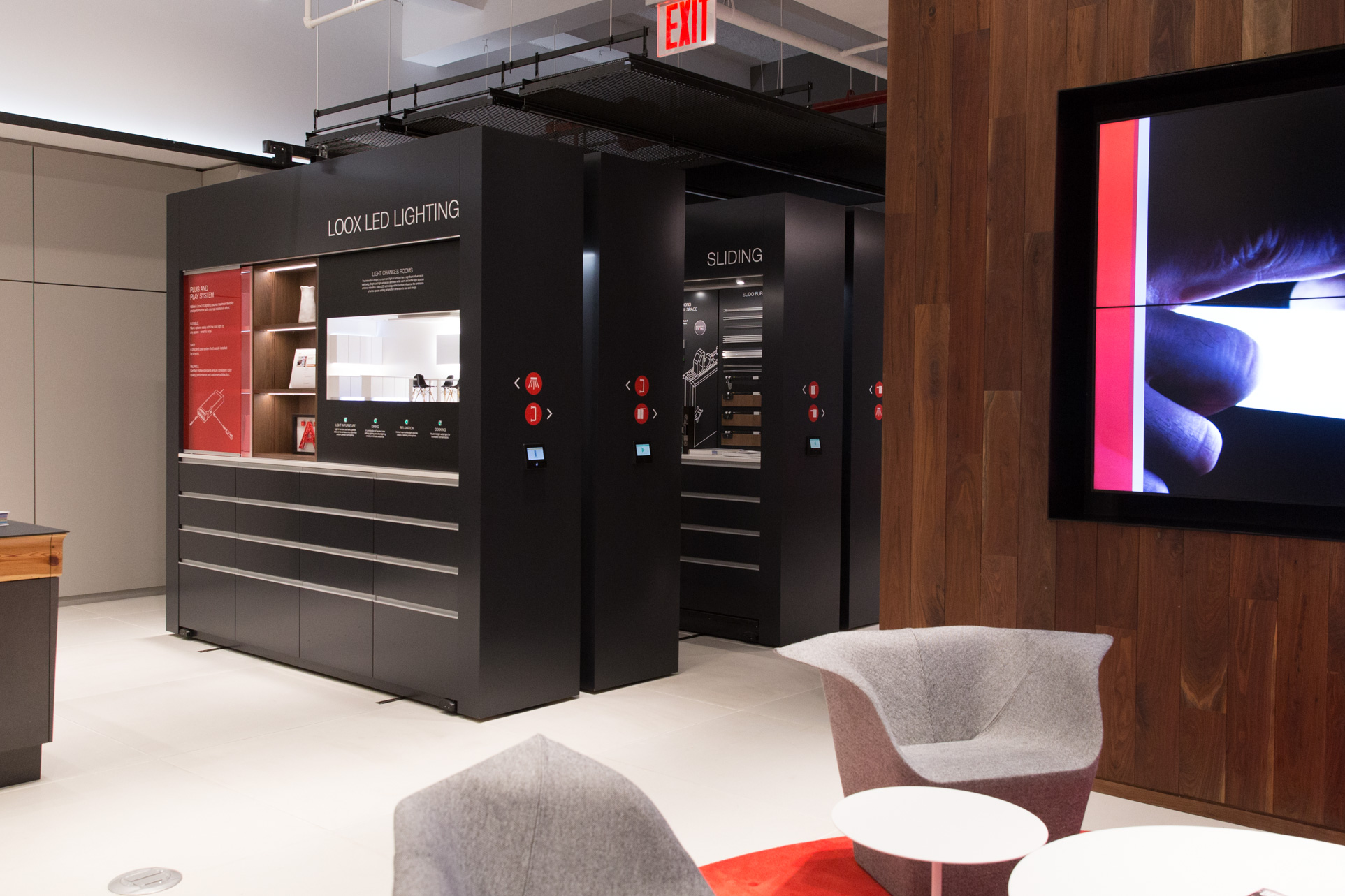 Public Access Mobile Shelving
